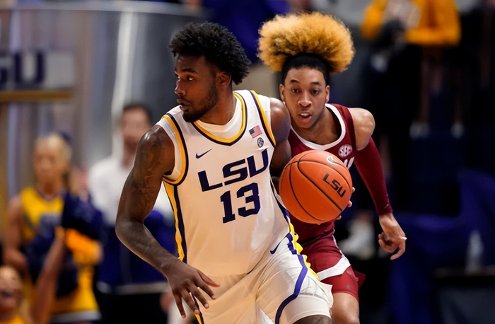 关于今晚欧篮联传出新动向；华盛顿奇才战术微调；管理层表态：悬念犹存；身体对抗强度拉满的信息